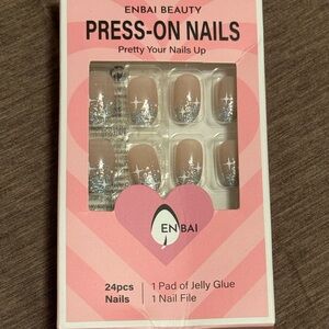 Silver and Glitter Press On Nails